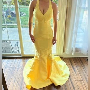 Sherri Hill prom dress